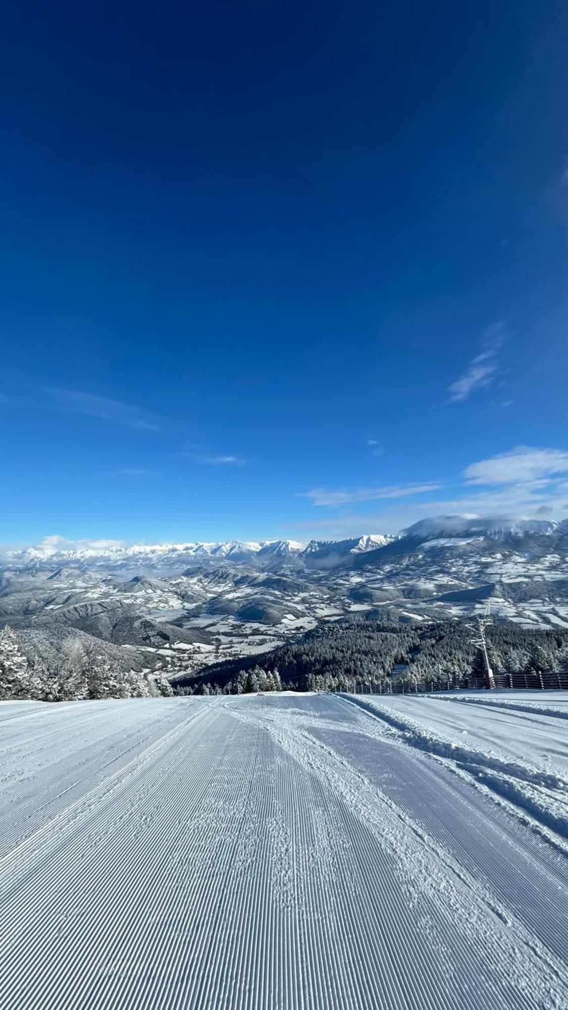 Appartement Au Coeur De Seyne Exteriör bild