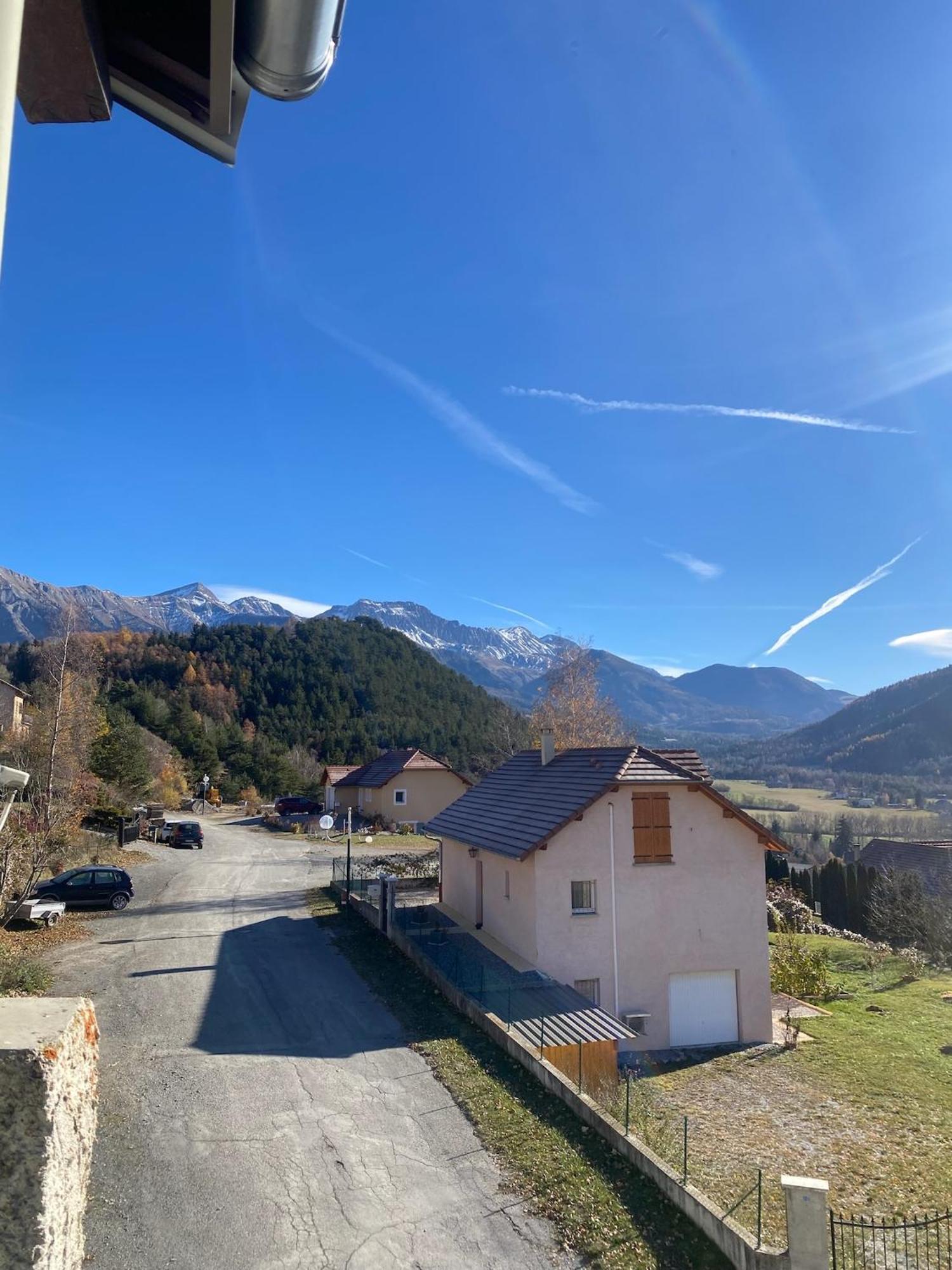 Appartement Au Coeur De Seyne Exteriör bild
